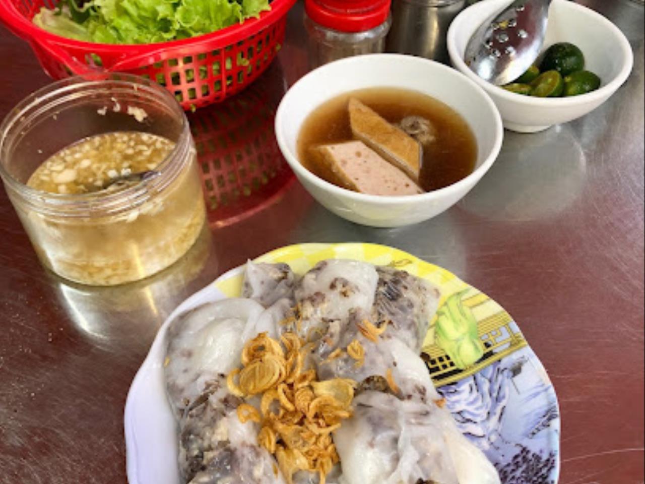 cua-hang-banh-cuon-mai-cuong