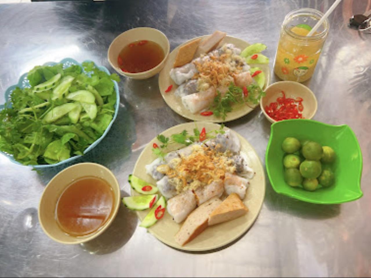quan-banh-cuon-ba-y-hai-phong