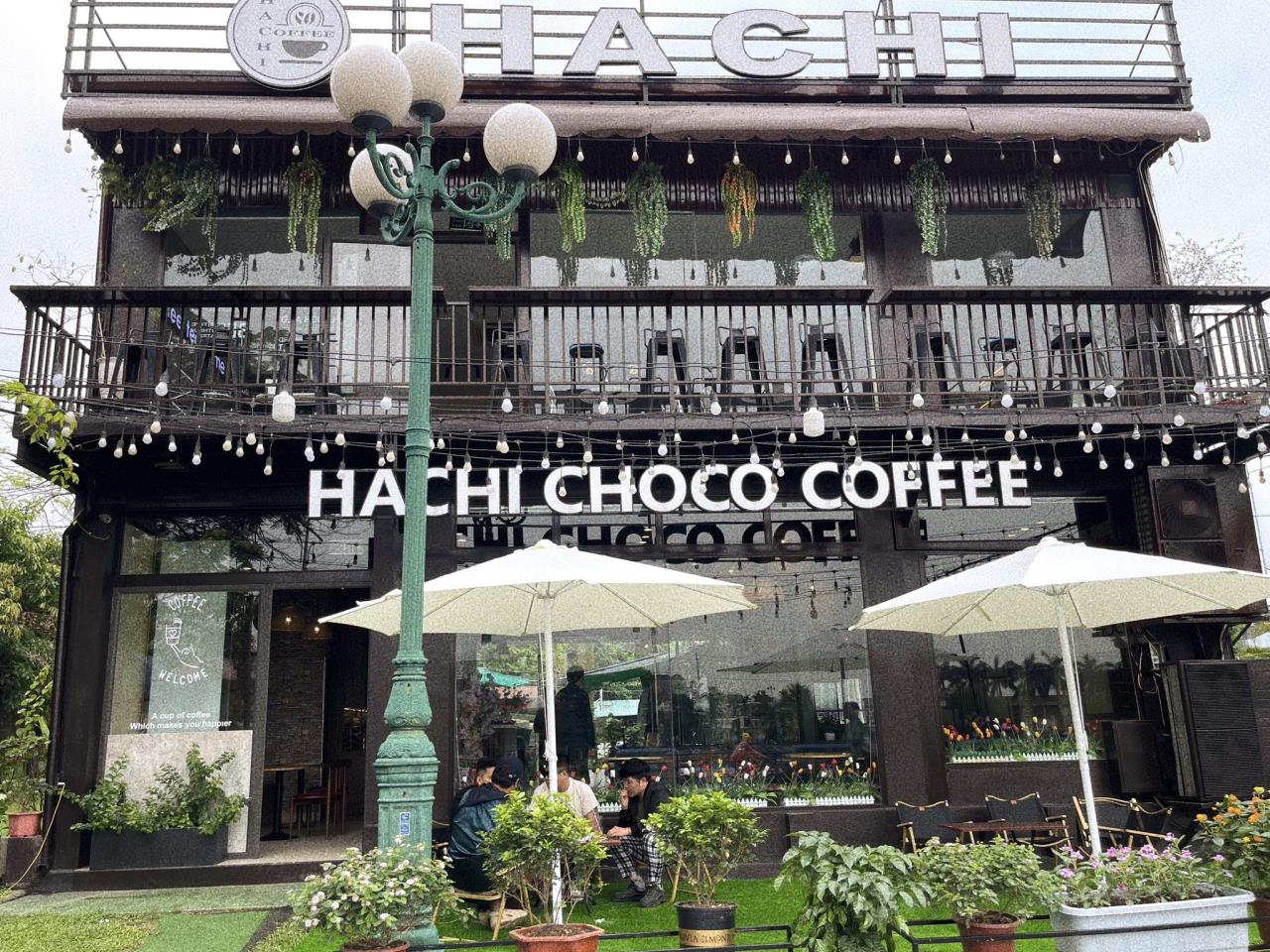 quan-ca-phe-hachi-choco