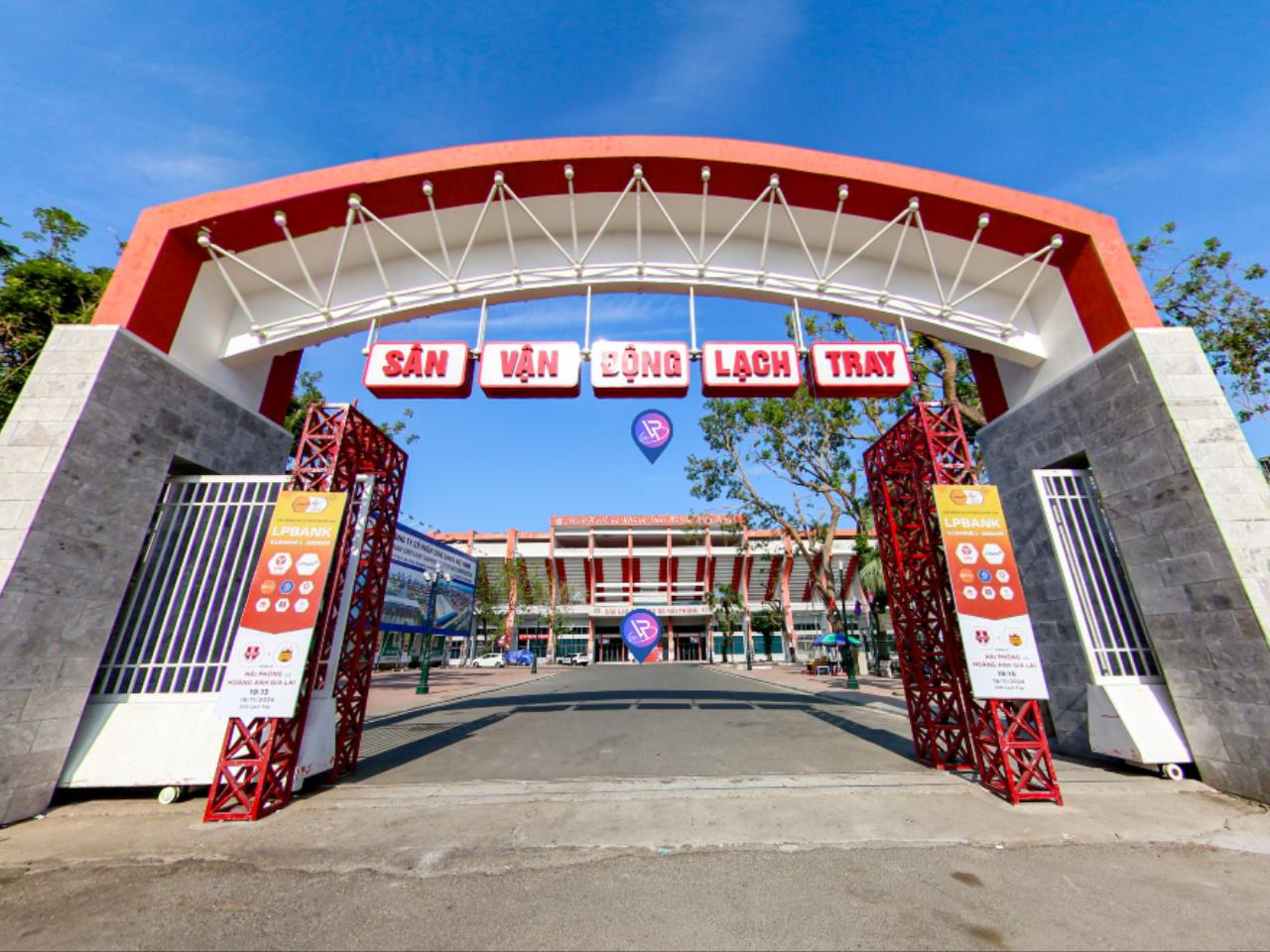 san-van-dong-lach-tray